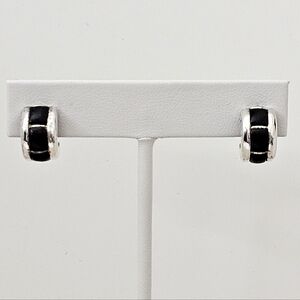 Silpada Rare Sterling Silver Black Onyx Petite Huggie Hoop Earrings P1432